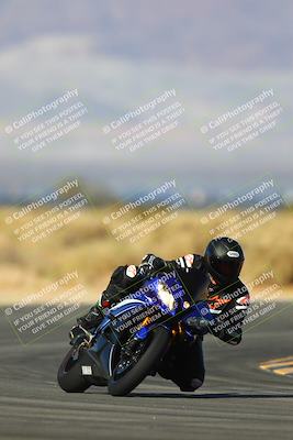 media/Jan-13-2024-SoCal Trackdays (Sat) [[9c032fe5aa]]/Turn 16 Set 2 (1120am)/